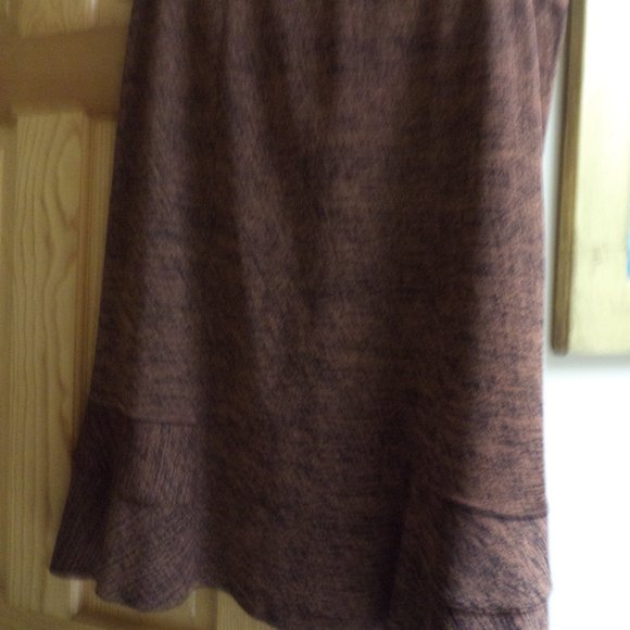 Exclusively MISOOK Skirt with a Flare~Bronze + Black Heathered ~Pleat Accents~2X - Picture 2 of 10